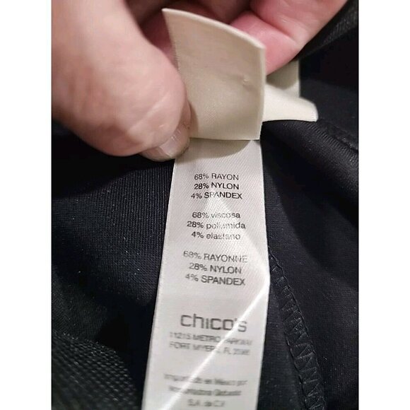 Chico's Pants Ponte Knit Black Mid-rise Side Zip Stretch Women's  Short 6 - Picture 8 of 9